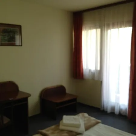 Uni 3* Balatonfüred